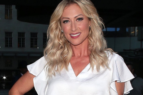 introducing-the-new-miss-hedge-in-the-west-end-s-everybody-s-talking-about-jamie-faye-tozer