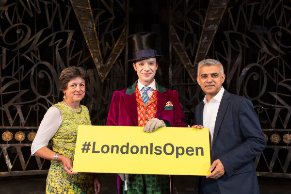 londonisopen-mayor-joins-west-end-wide-musicals-photocall