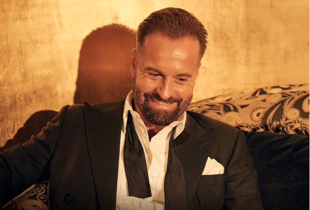 it-s-boetime-alfie-boe-announces-new-album-as-time-goes-by-celebrating-the-golden-age-of-music