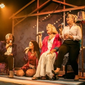 Unexpected Joy at Southwark Playhouse, Sep 2018. © Pamela Raith