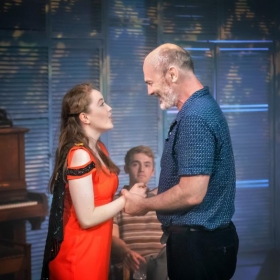 Eleanor Walsh & Jerome Pradon in Aspects of Love at the Hope Mill Theatre, 2018