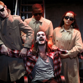 George Maguire and cast in The Buskers Opera. © Simon Annand