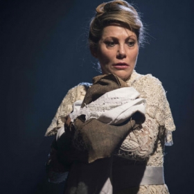 Anita Louise Combe in Ragtime at Charing Cross Theatre. © Annabel Vere & Scott Rylander