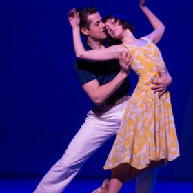 Robert Fairchild and Leanne Cope in New York production. © Matthew Murphy