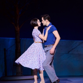 Robert Fairchild and Leanne Cope in New York production. © Matthew Murphy